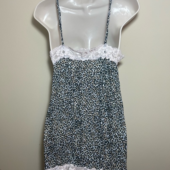 Victorias Secret Medium Leopard Slip Dress Chemise Nightie Pink Lace Cheetah - Picture 4 of 7